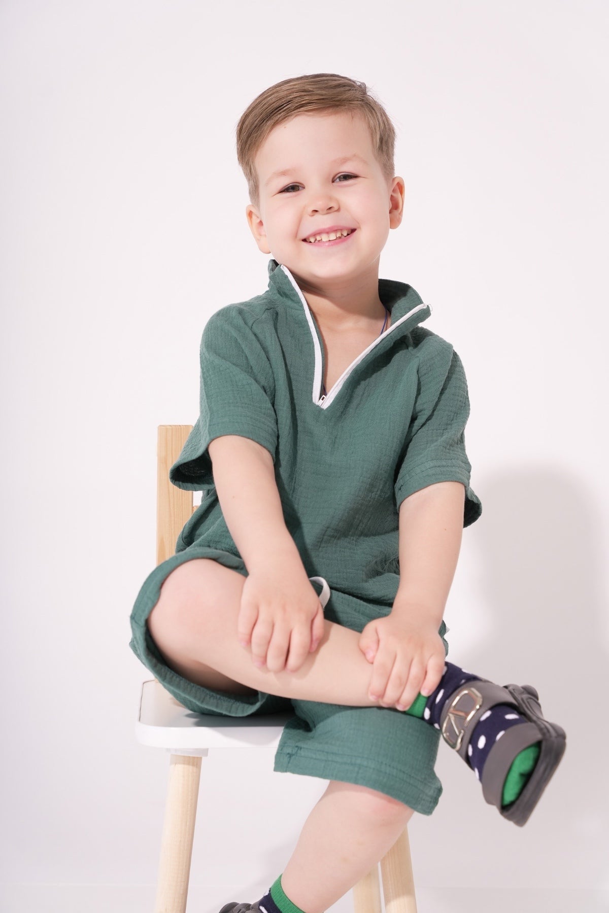 Collection of Stylish Two-Piece Cotton Set for Boys and Girls (Ages 5-8) - Emerald in a gallery layout