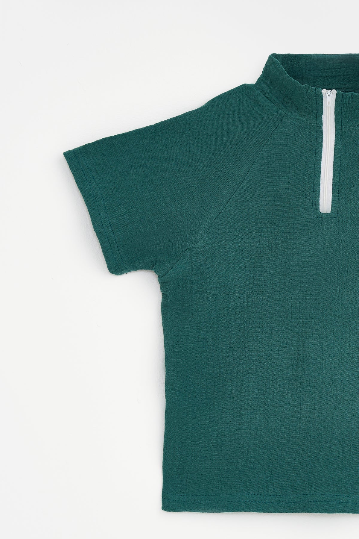 Collection of Stylish Two-Piece Cotton Set for Boys and Girls (Ages 5-8) - Emerald in a gallery layout